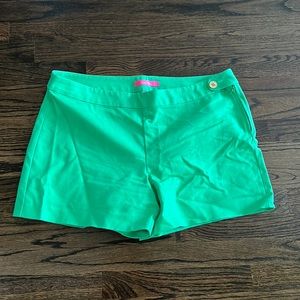 Lilly Pulitzer green shorts 14